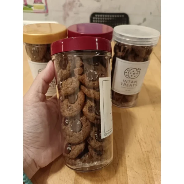 my-11134207-820lh-mfp4lccicmq70c.webp Sea Salt Belgian Chocolate Chips Cookies Crunchy
